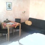 Haus Hamburg Aparthotel 3*